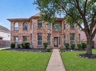 27011 Rockwood Park Ln, Cypress, TX 77433