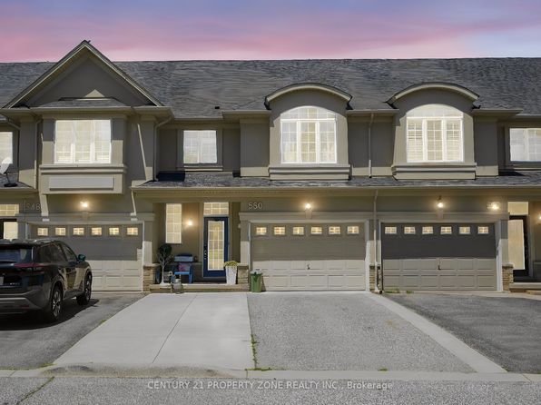 550 Stonehenge Dr, Hamilton, ON L9K 0B2