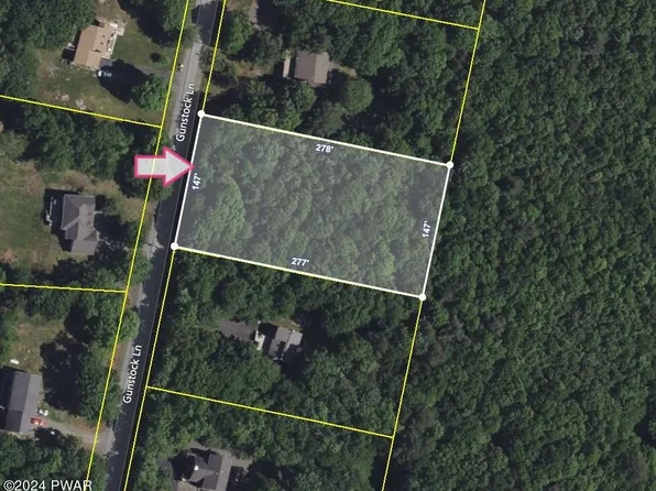 952 Gunstock Ln, Tafton, PA 18464