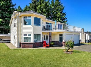2207 June Rd, Comox Valley, BC V9J 1X9