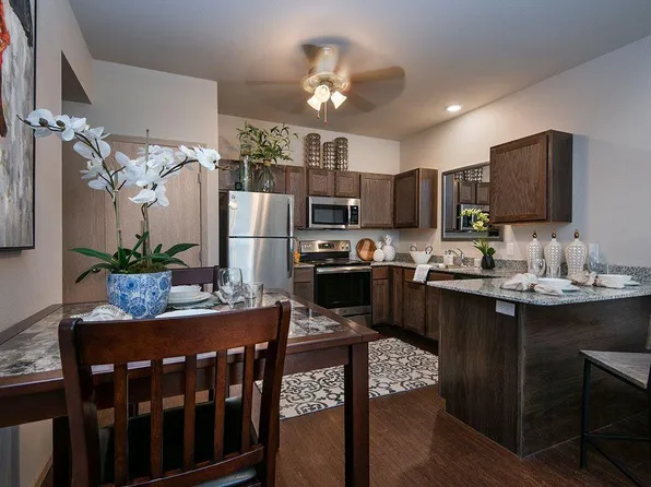 Greens at Mustang Creek