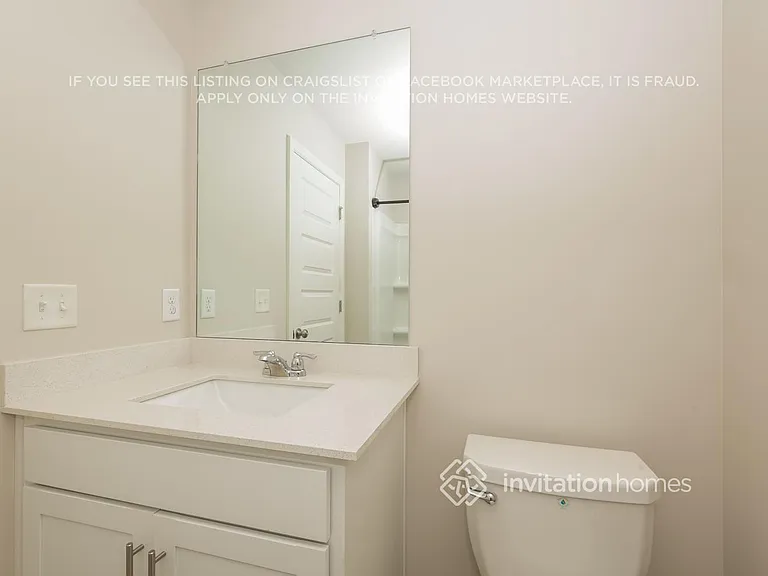 1016 Legacy Ct — Photo 16
