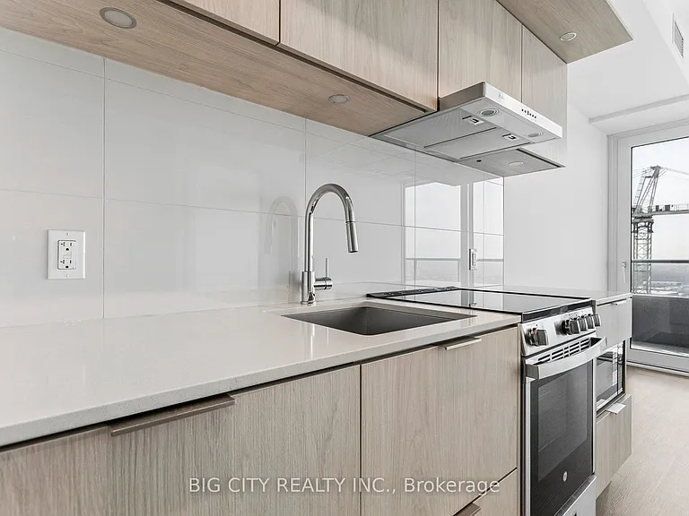 448 Burnhamthorpe Rd W #4501 — Photo 18