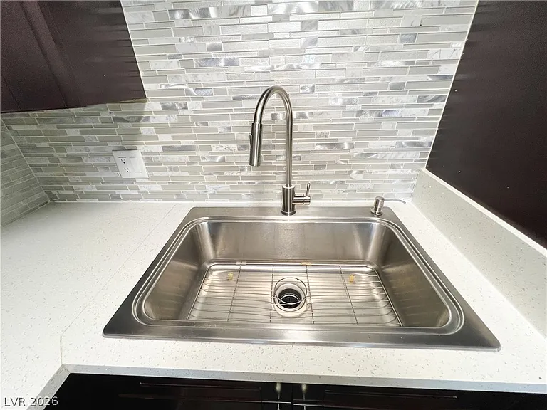 8410 Eldora Ave #1004 — Photo 41