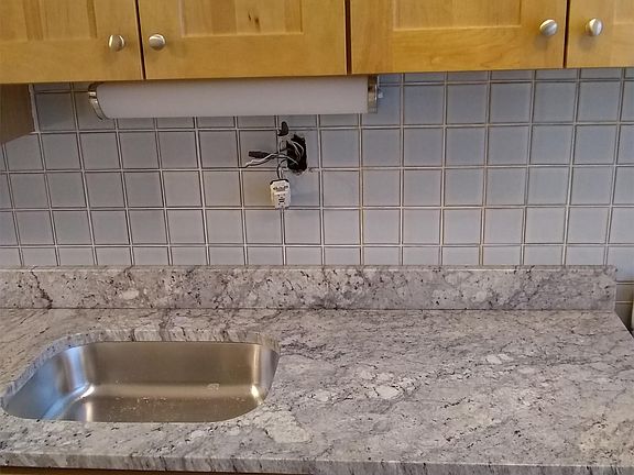 5th image of 4409 N Greenview Ave APT 1E
