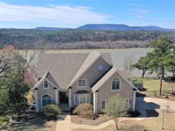 6 Rimrock Rd, Russellville, AR 72802