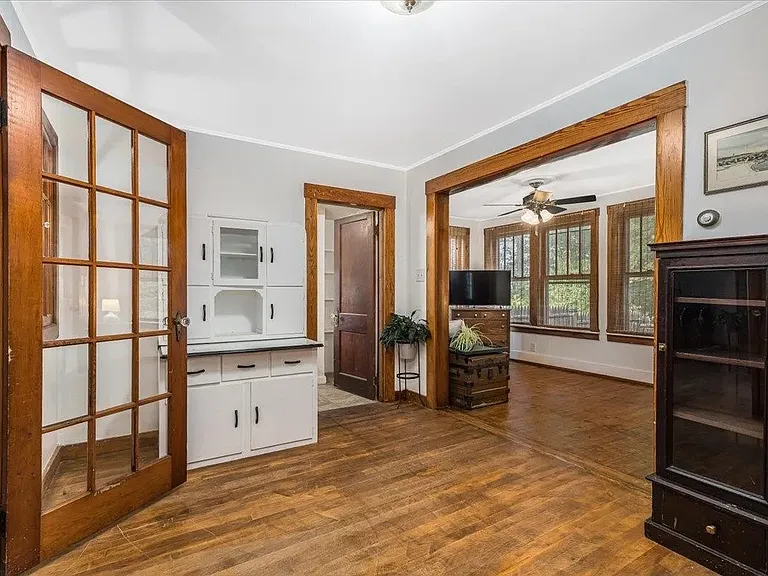 58 Violet St — Photo 16