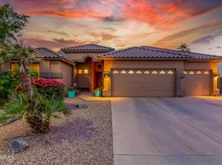 118 N Joshua Tree Ln, Gilbert, AZ 85234