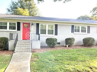 1824 Hollandale Dr, Gastonia, NC 28054