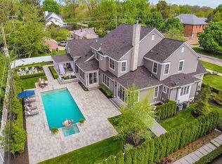 1387 Yosemite Blvd, Birmingham, MI 48009