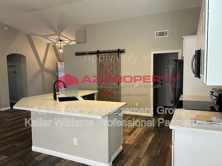 7732 W Ocotillo Rd — Photo 4