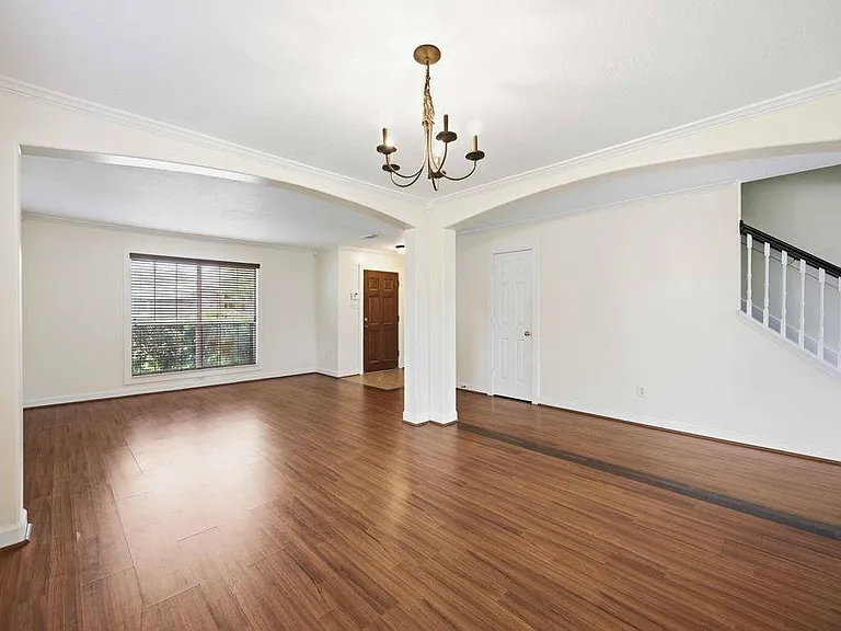 14015 Crossvale Ln — Photo 3