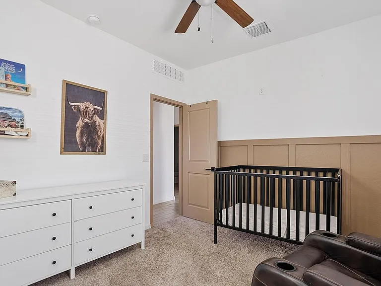 3614 E Appaloosa Dr — Photo 17