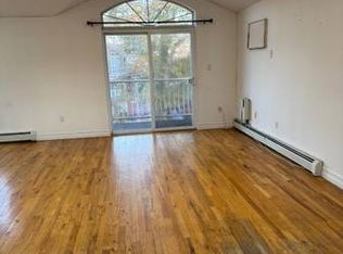 61-46 167th St APT 3, Fresh Meadows, NY 11365