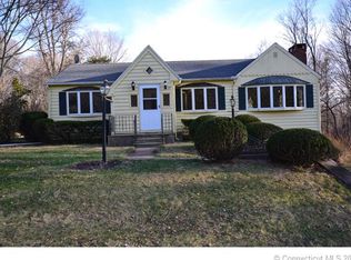 27 Woodland Dr, Durham, CT 06422