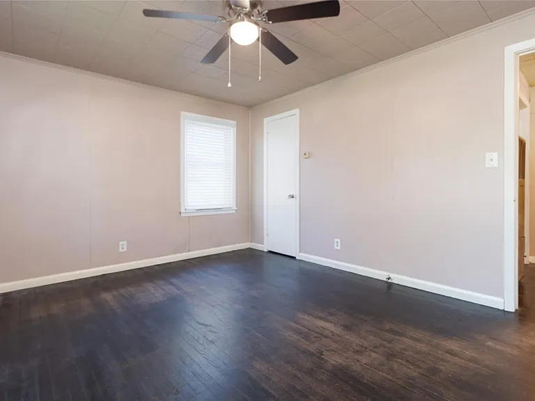 4425 Harding Dr — Photo 15