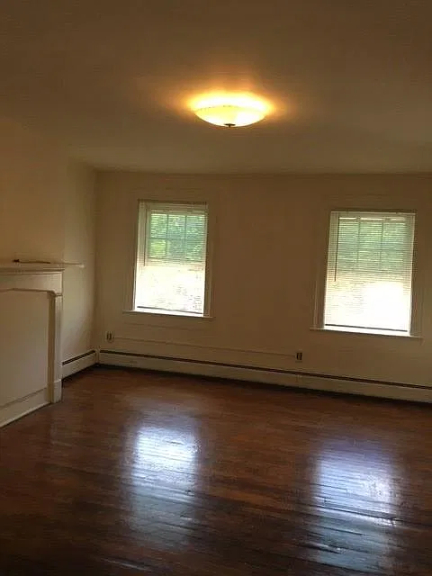 1 bed, 800 sqft, $1,500 — Photo 3