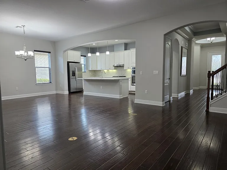 10310 Eastwood Dr — Photo 5