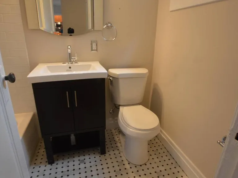3252 Martha Custis Dr — Photo 4