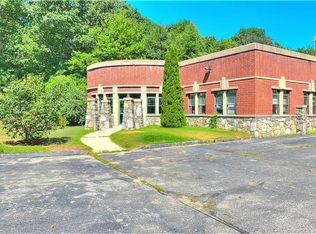 172 Stoddards Wharf Rd, Gales Ferry, CT 06335