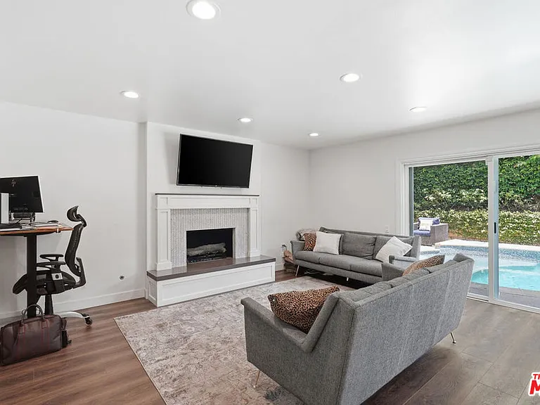 5516 Bluebell Ave — Photo 30