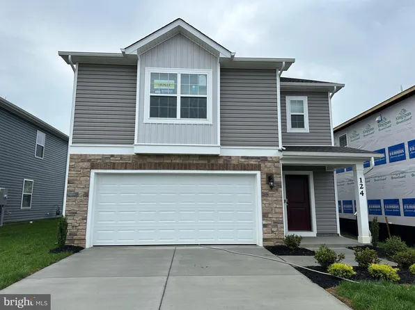 124 Charing Cross Dr, Stephens City, VA 22655