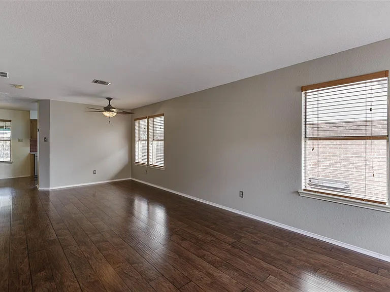 13210 Marrero Dr — Photo 6