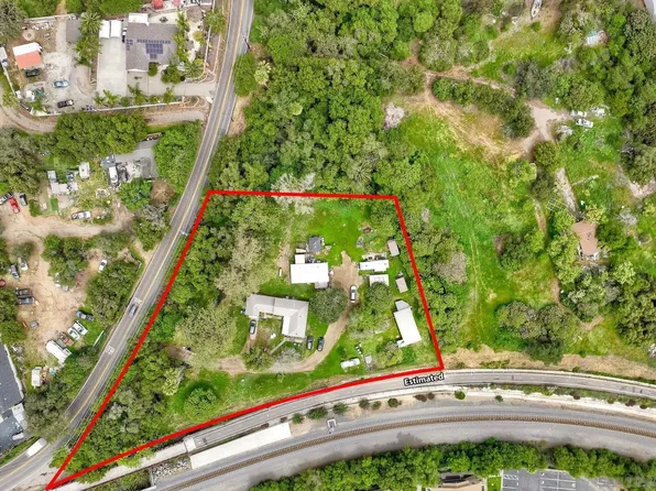 1945 Buena Creek Rd, Vista, CA 92084