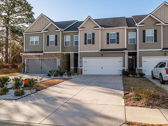 3rd image of 3538 Firestone Drive