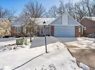 3399 Fairgrove Ter, Rochester, MI 48309