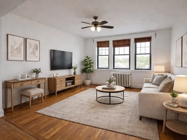 2001 Commonwealth Ave APT 4, Brighton, MA 02135