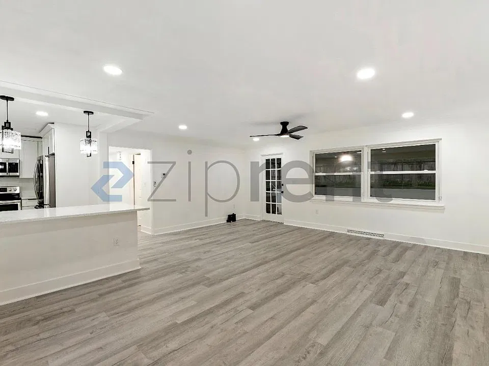1510 Overlook Dr