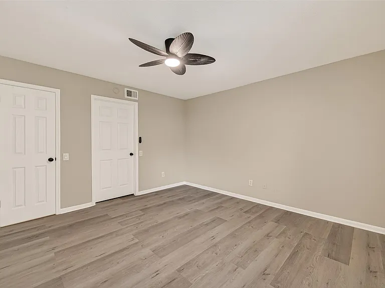 1860 White Oak Dr #311 — Photo 23