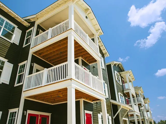 Swallowtail Flats Apartments — Photo 2