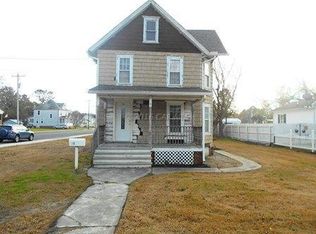 41 Maple St, Crisfield, MD 21817