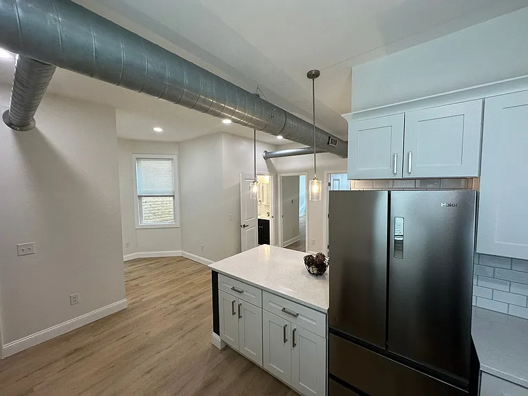 4631 Montgomery Rd — Photo 14