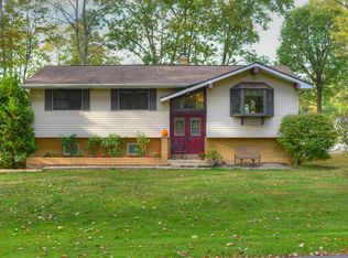 46 Edge Trl, Sugarloaf, PA 18249