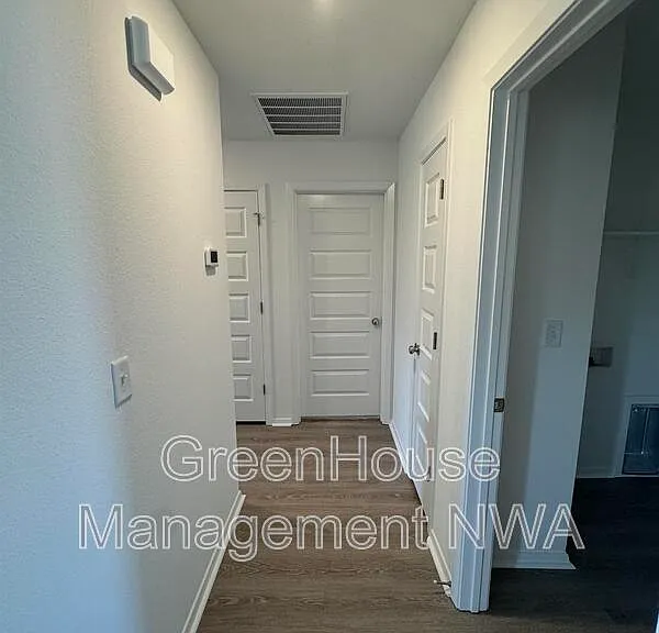 2637 E Gila Way — Photo 9