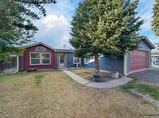 714 Sunridge Dr, Cheyenne, WY 82007