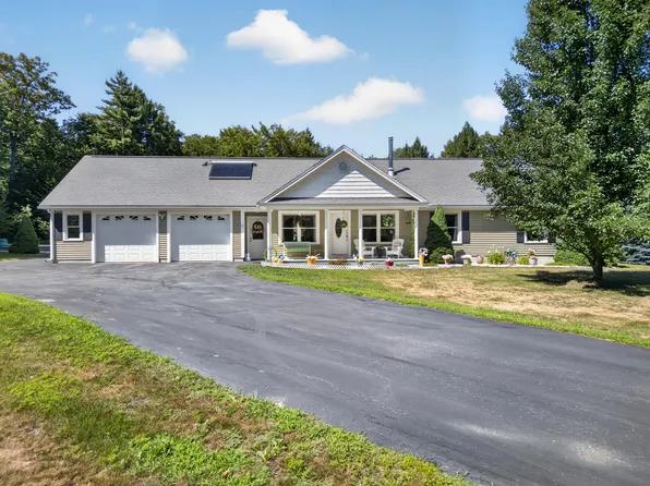 12 Natalie Lane, Windham, ME 04062
