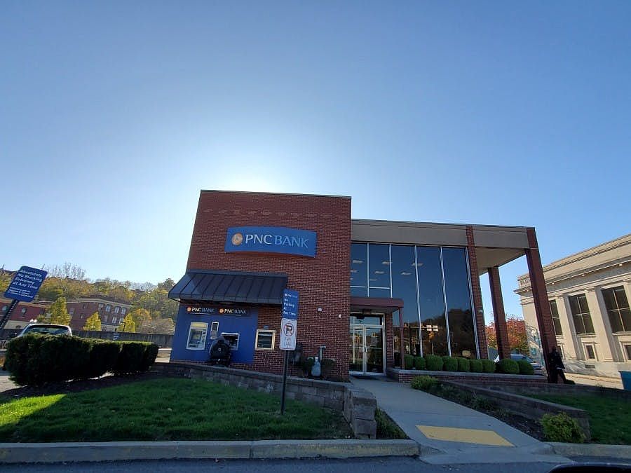 893 Chartiers Ave, Carnegie, PA 15106 Zillow