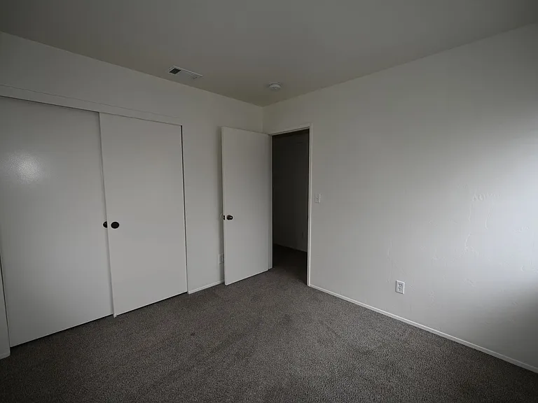 339 Chambers St — Photo 13