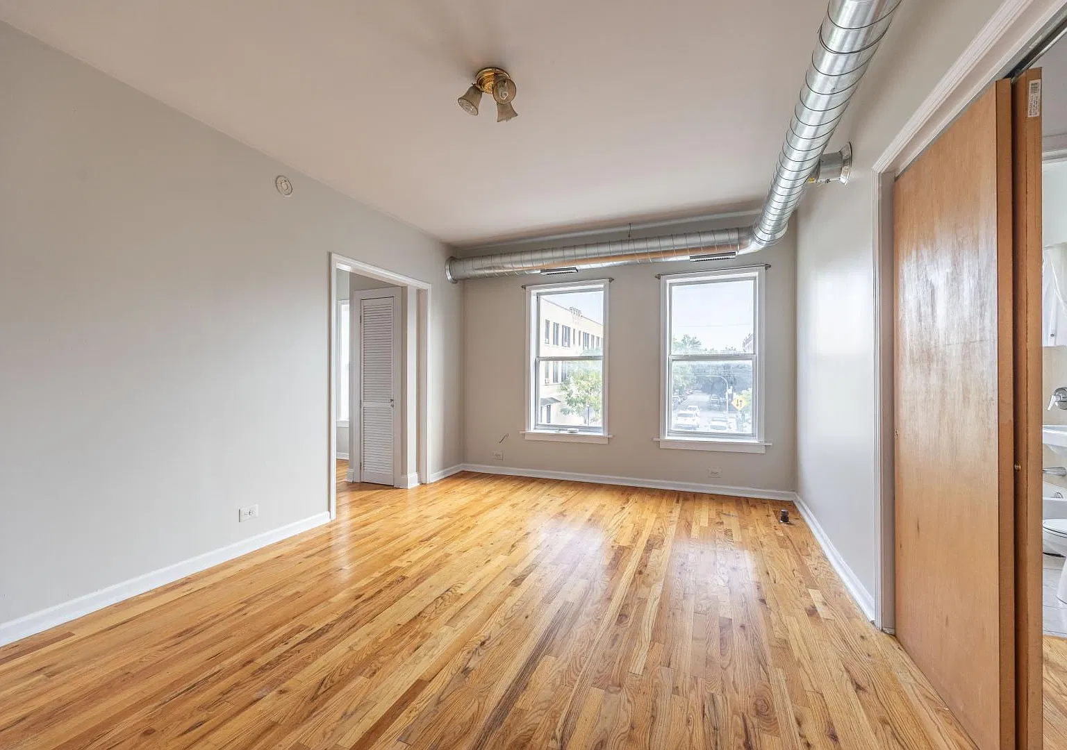 2712 North Milwaukee Avenue #208 — Photo 4