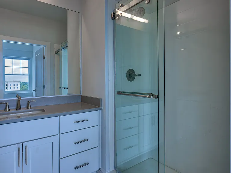 The Elliott Apartments — Photo 10