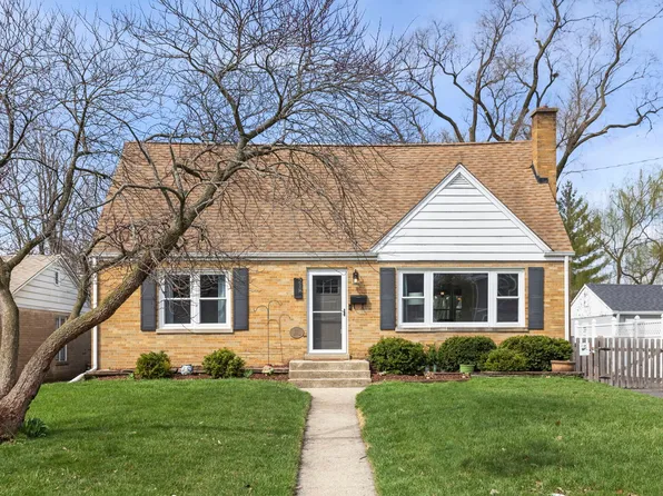 218 S Fairfield Ave, Lombard, IL 60148