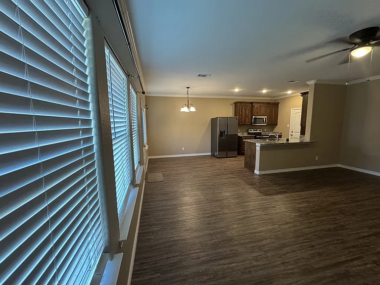 608 Wofford St — Photo 8