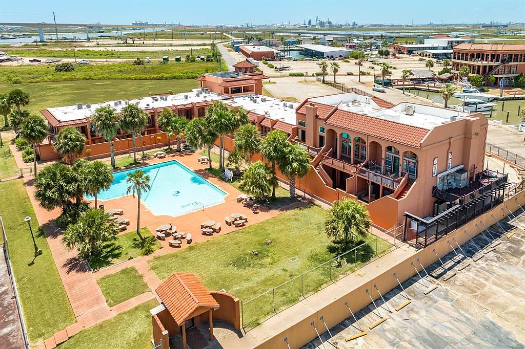 411 Sailfish Ln 102, Freeport, TX 77541 MLS 65400957 Zillow