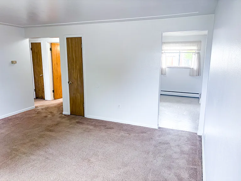 171 S Ingalls St — Photo 3