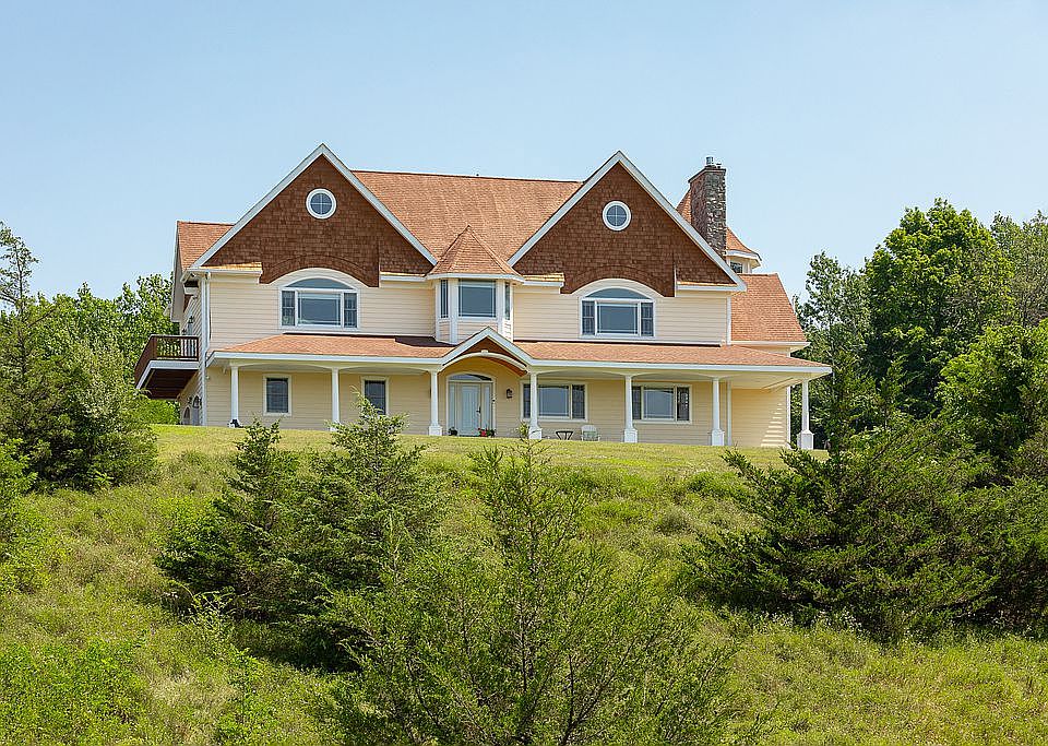 48 Eastview Ln, Red Hook, NY 12571 Zillow