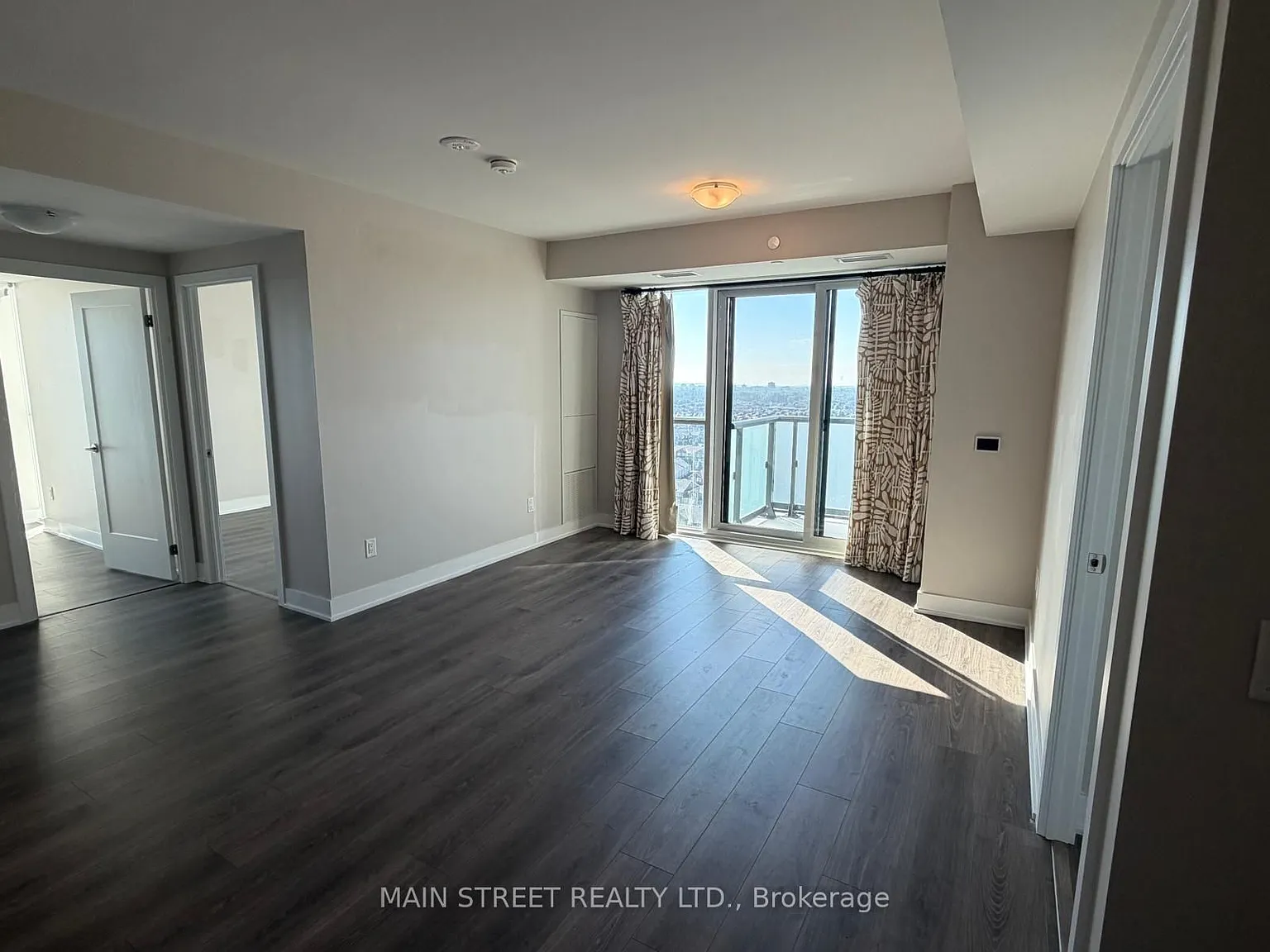 3 bed, $2,600 — Photo 4